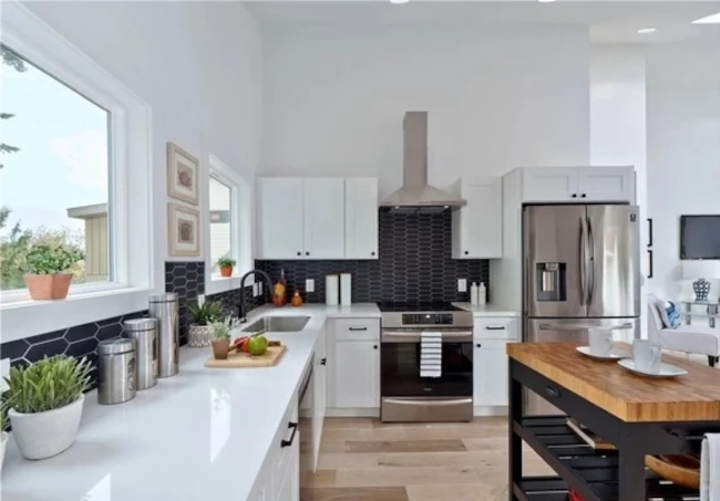 Large Modern Open Concept Kitchen Remodel